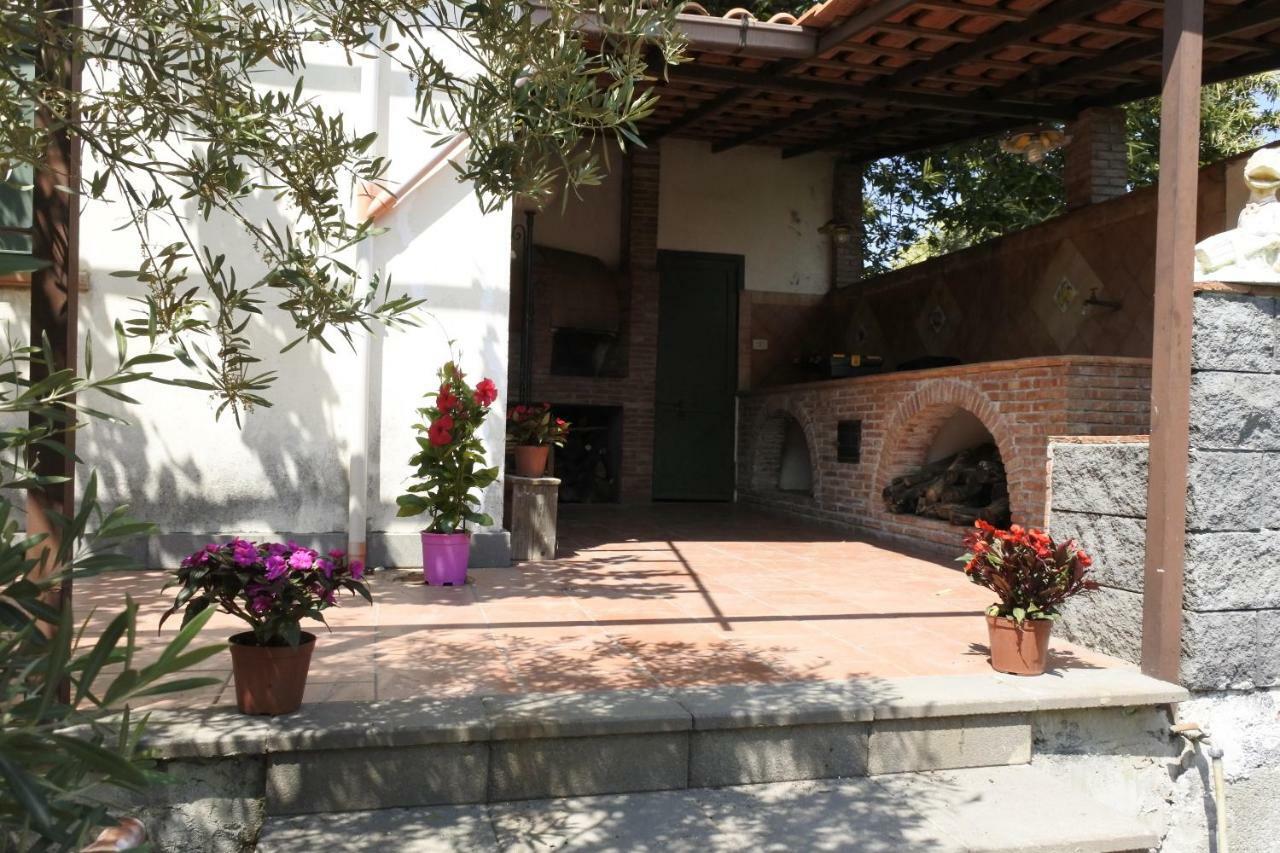 Casa Vacanza Etna Evergreen Villa Piedimonte Etneo Ngoại thất bức ảnh